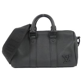Sac Boston Keepall XS Aerogram de Louis Vuitton Noir