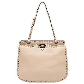 Bolsa de ombro em couro bege Rockstud da Valentino Bege