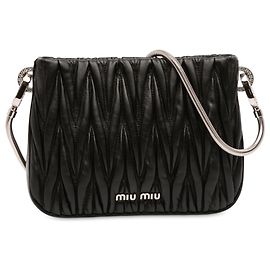 Borsa a spalla Sassy in nappa matelassé nera Miu Miu Nero