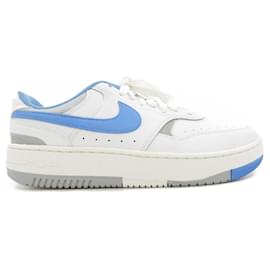 Autre Marque Baskets Nike AIR MAX EXCEE Blanc Bleu