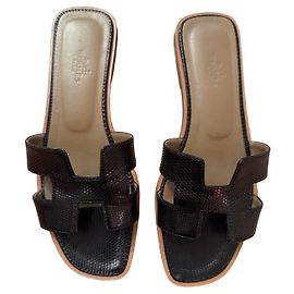 Sandales Hermès Oran en Lizard Noir Noir