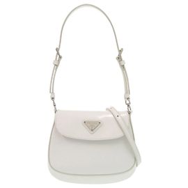 Bolsa de ombro de couro com logo triangular Prada Spazzolato 1BH188 Branco