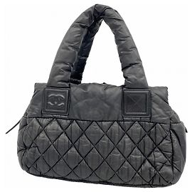 Bolso de nylon Coco Cocoon de Chanel Negro