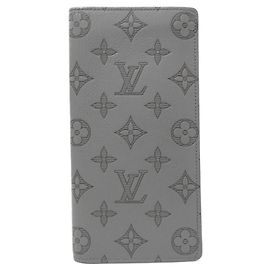 Portafoglio Brazza Monogram Shadow Louis Vuitton Grigio