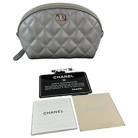 Chanel cosmetic pouch 2.55/Reissue Silvery