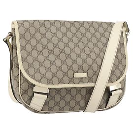 Gucci Borsa a Spalla GG Supreme PVC Beige Oro 201732 Auth 166189 Beige D'oro