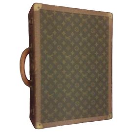 Mala Louis Vuitton em Canvas Monogram Marrom Monograma