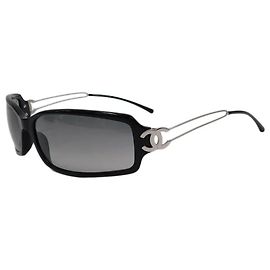 Chanel Black Silver Foldable CC Logo Sunglasses 5038 Black Silvery