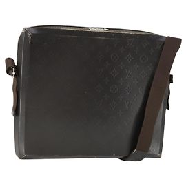 LOUIS VUITTON Borsa a Spalla in Pizzo Monogram Steve Marrone M46530 LV Auth 163052 Marrone