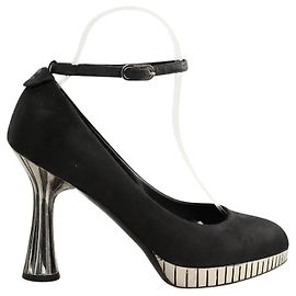 Chanel Tacchi neri Nero