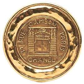 Spilla Coco Mark di Chanel D'oro