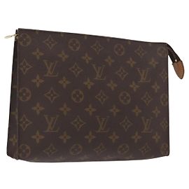 LOUIS VUITTON Poche Toilette Monogram 26 M47542 LV Auth 170185 Monogramma