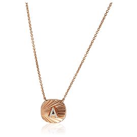 Autre Marque Ovaler Anhänger aus Roségold mit Diamant Initial A Andere