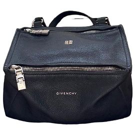 Givenchy Borsa a Spalla in Pelle Pandora Nero