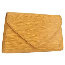 LOUIS VUITTON Pochette Art Déco Epi Jaune M52639 LV Auth 168163 Jaune