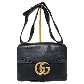 Bolsa de ombro média Marmont em couro texturizado preta GUCCI Preto