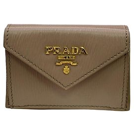 Prada Vitello Move Tri-fold Wallet Pink