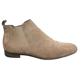 Botas Ankle Sartore Bege em Camurça de Cervo Bege