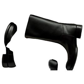 The row Stiefel Schwarz