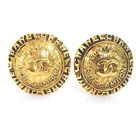 Brincos de metal dourado Chanel Coco Mark Dourado