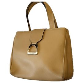 Bolsa de mão Lancel em couro bege Bege