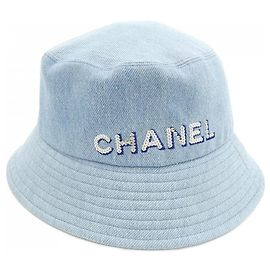 Chanel-Hut Blau