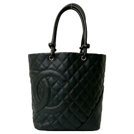 Bolsa de couro com logo Coco da linha Cambon da Chanel Preto
