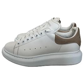 Tênis Alexander McQueen Oversized em couro branco Branco
