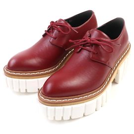 Stella Mc Cartney Chaussures en cuir EMILIE LACEUP RUBY de Stella McCartney Rouge