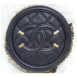Chanel Clutch Redondo em Filigrana com Corrente Preto