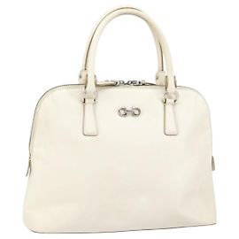 Bolsa de mão de couro branco e prata Salvatore Ferragamo Auth bs33235 Prata Branco