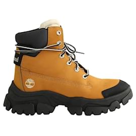 Timberland Camel leather lace-up shoes Camel