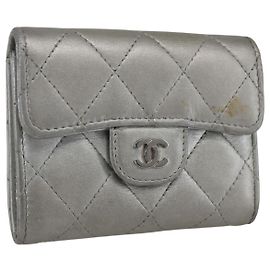 CHANEL Matelasse Card Case Leather Silver CC Auth 171336 Silvery