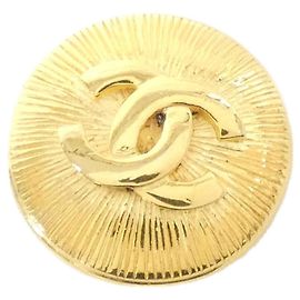 Broche Chanel dourado Dourado
