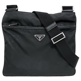 Bolsa messenger Prada de nylon e couro Saffiano preta Preto