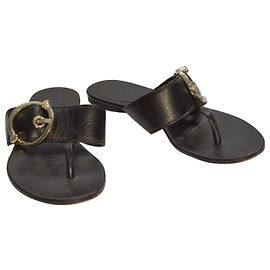 Gucci Black Leather Horsebit Thong Flat Sandals Size 37C Gold Hardware Black