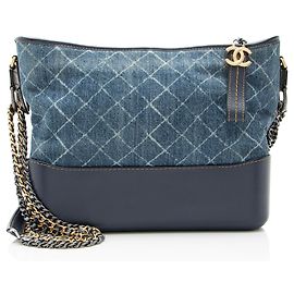 Chanel Gabrielle Medium Hobo in pelle di vitello invecchiata Blu