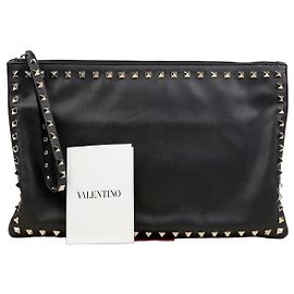 Valentino Garavani Rockstud Strap Clutch Black
