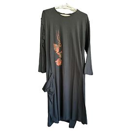 Yohji Yamamoto Schwarzes Kleid mit floralem Muster Schwarz