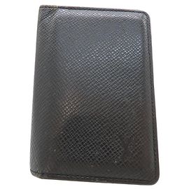 Louis Vuitton Pocket Organizer Taiga Card Case Black