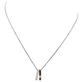 Colar de diamante Tasaki K18WG Prata
