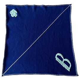 Barrie Marine und Mandelgrüner Schal oder Bandana Marineblau Hellgrün