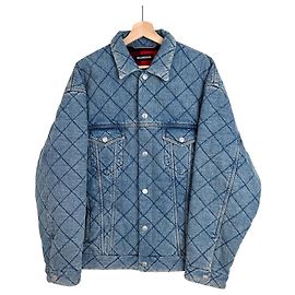 Balenciaga Übergroße gesteppte Denim-Truckerjacke Blau