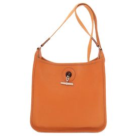Bolsa de Ombro Hermès Vespa PM em Togo Laranja