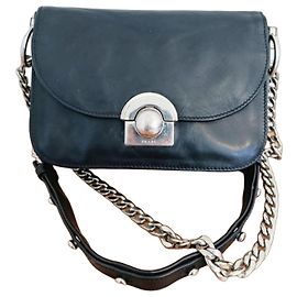 Sac à main Prada en cuir noir Noir
