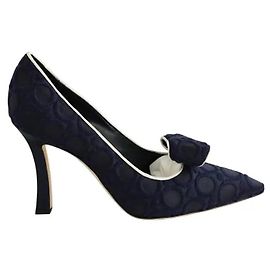 Sandales Manolo Blahnik Pointure 37 - Talons à Sangle, Cuir Noir, Occasion