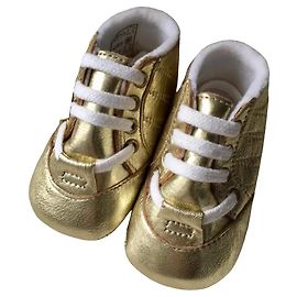 Chaussons Baby Dior en cuir doré Taille 18 Doré