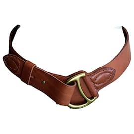 Cinto Ralph Lauren de couro camel com fivela dourada Camelo