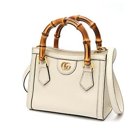 Sac à main Gucci Diana Mini Écru