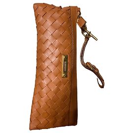 Burberry Handtasche aus gewebtem Leder Braun